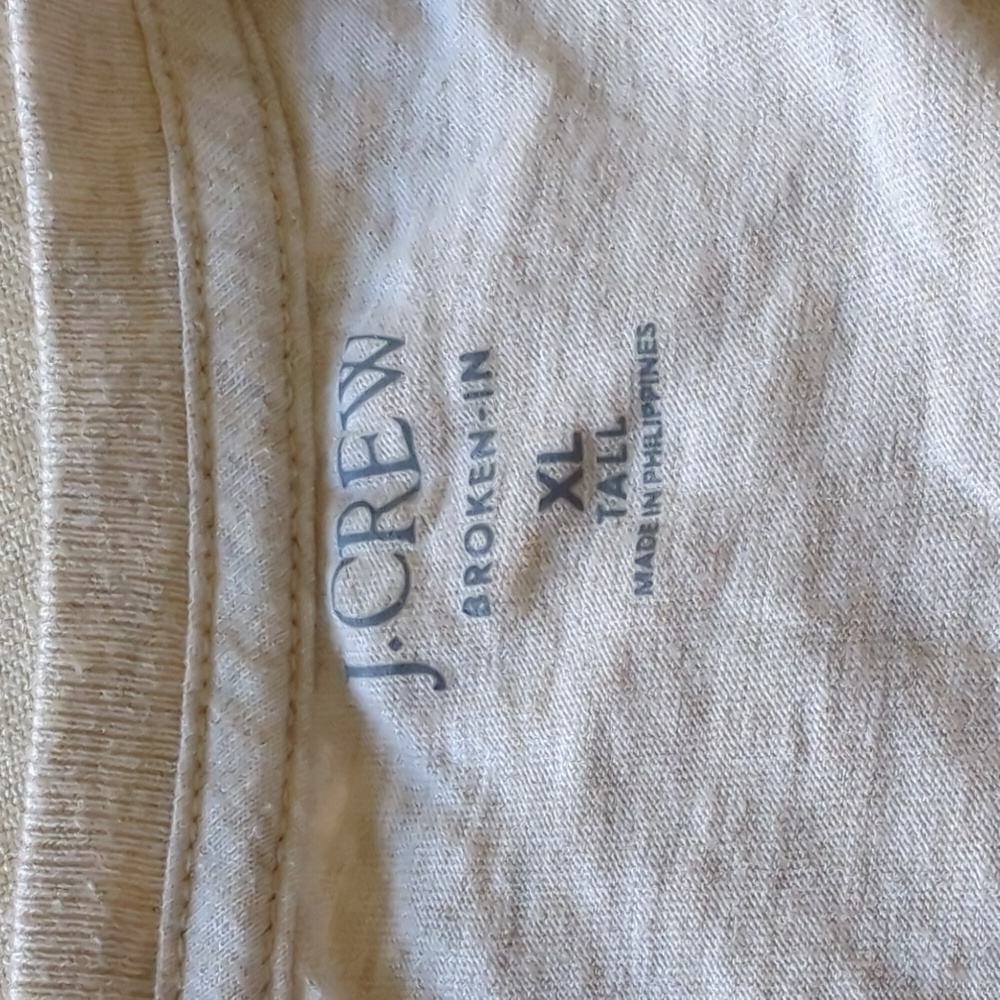 J Crew XL Tall cream tee shirt